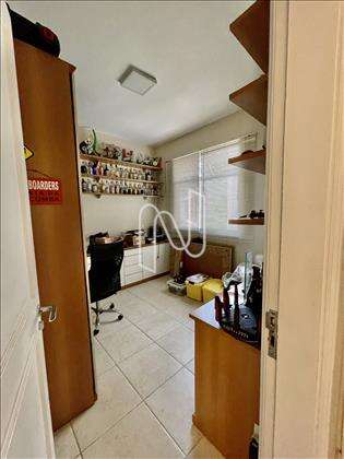 Quarto 3/ Escritório. 