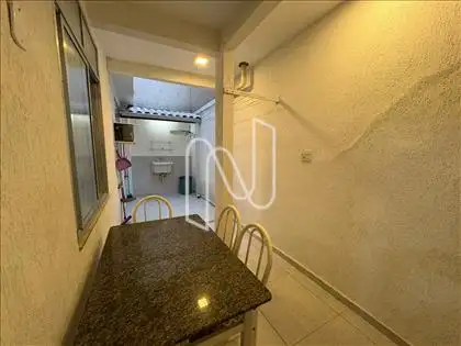 Área externa/ serviço 