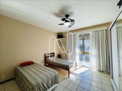 Quarto 2. 