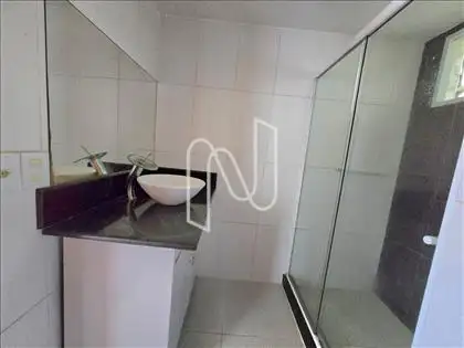 Banheiro social e do terceiro quarto  suite 