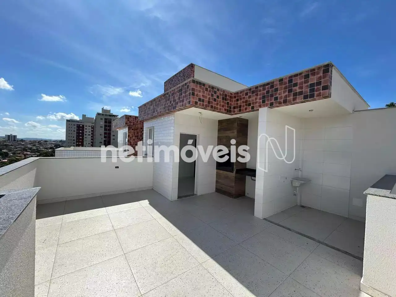 Cobertura para comprar com 50 m², 2 quartos, 1 banheiro, 2 vagas em Rua Diva, Rio Branco, Belo Horizonte