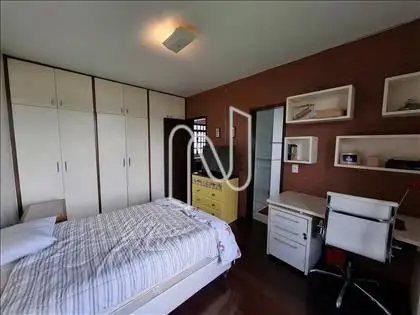 Quarto de casal 2 (com suíte)