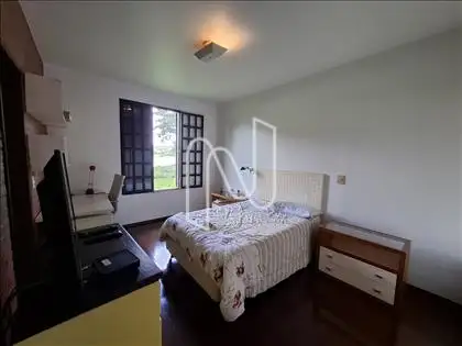 Quarto de casal 2 (com suíte)