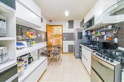 07-cozinha planejada com área de serviço e D