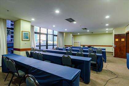 03 - Sala Ampla de 72m2.jpg