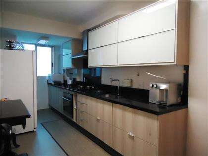 12 - Ampla Cozinha.jpg