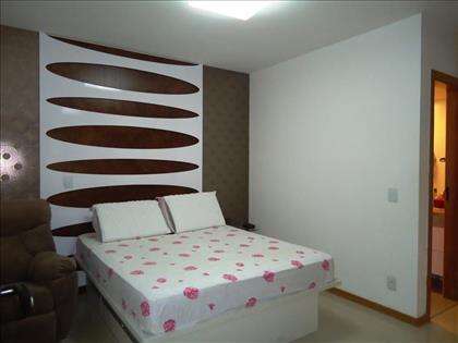 03 - Ampla Suíte.jpg