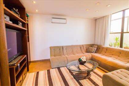 08 - Sala de TV.jpg