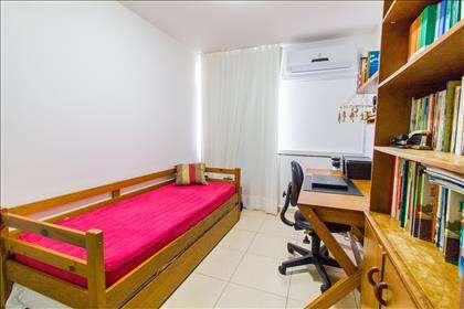 11 - Quarto 03 com ar condicionado.jpg
