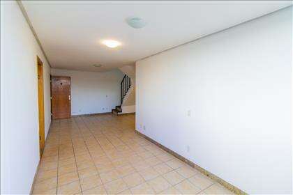 04 - Sala outra vista