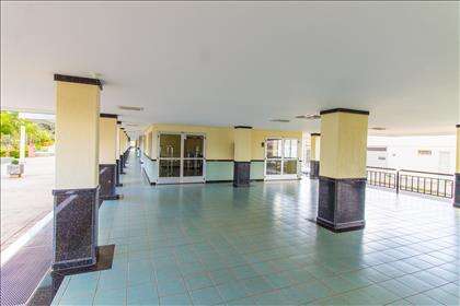 27 - Pilotis