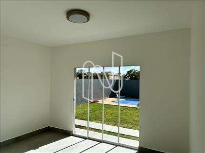  Suite com vista para o jardim