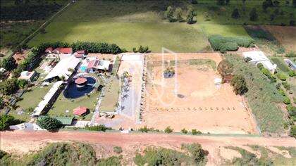  Clube recreativo próximo à Chácara