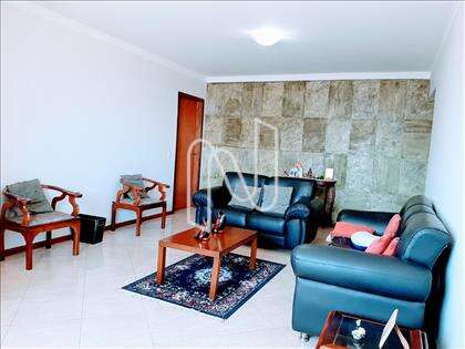 SALA ÍNTIMA
