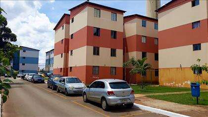 Apartamento em condomínio Fechado.