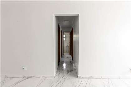 Área de circulação do apartamento.