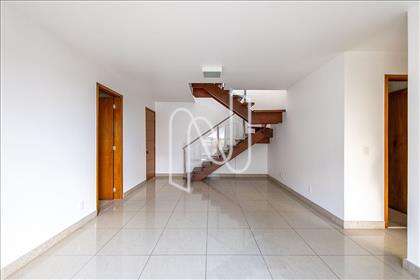 Sala jantar + estar + escada