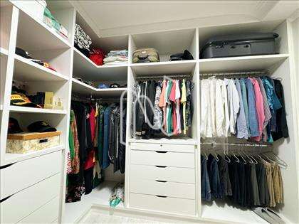 Closet 