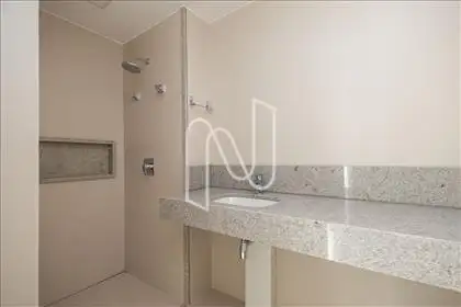 Suíte do quarto 01