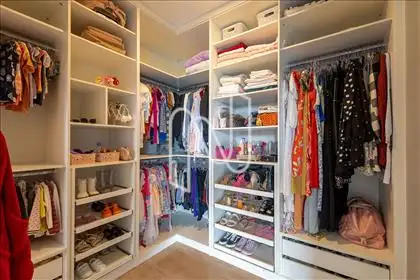 Closet  