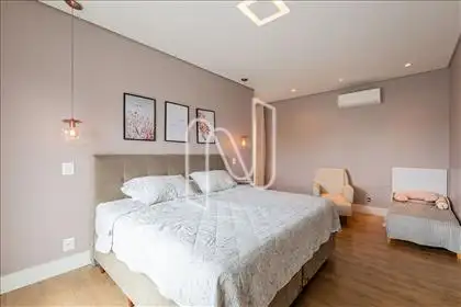Quarto 04  
