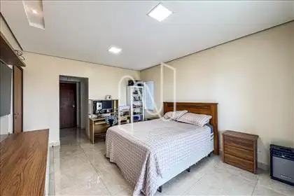 Quarto 04 