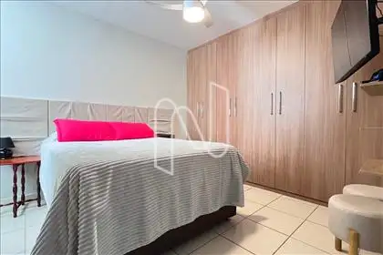  Quarto  