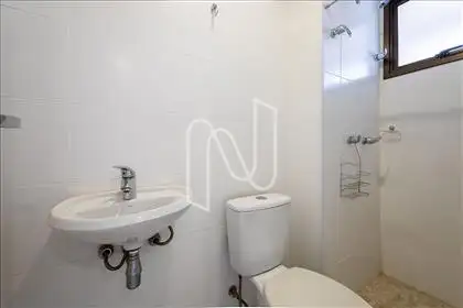 Banheiro de serviço  