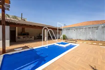 ÁREA DE LAZER 