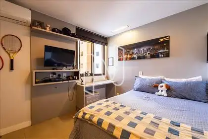 Quarto 4