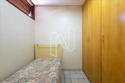 Quarto - Área de serviço   