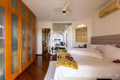Quarto 4  