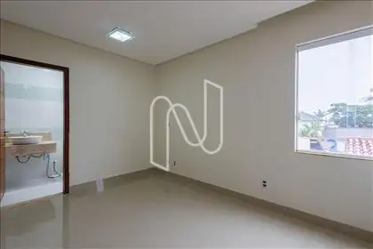 Quarto 03 