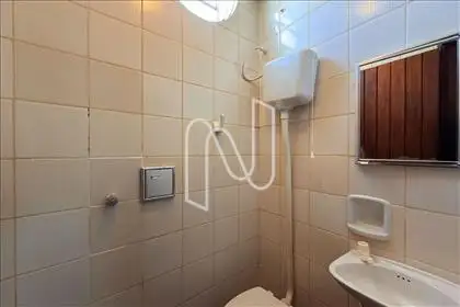 Banheiro de serviço