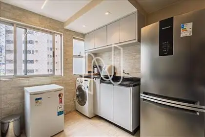 Área de serviço/ cozinha