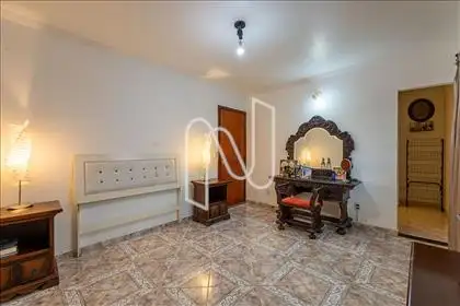 Quarto 1  