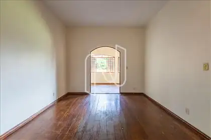 Quarto 4  