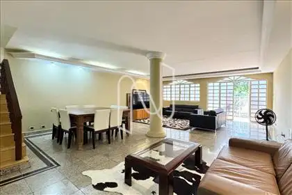  Sala  