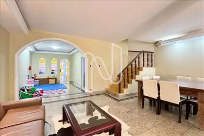  Sala  