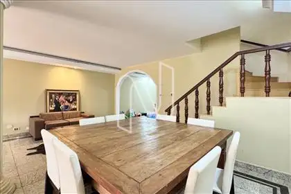  Sala  