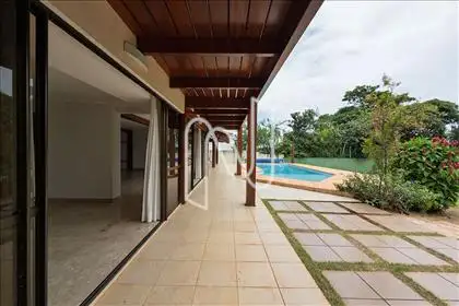 ÁREA DE LAZER 