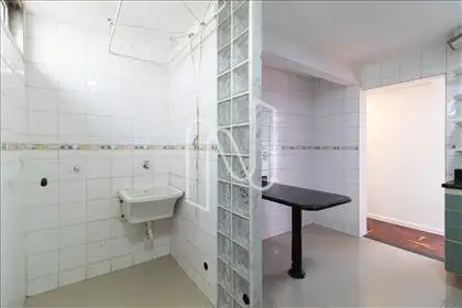 ÁREA DE SERVIÇO 
