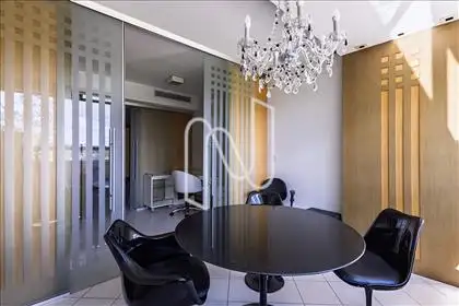  Sala  