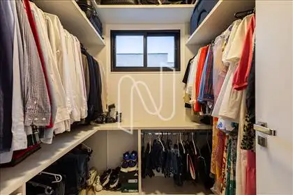 Closet - Quarto 3  
