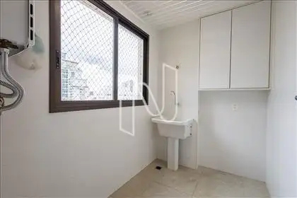 ÁREA DE SERVIÇO 