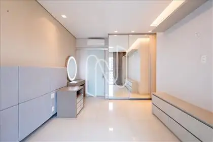 QUARTO 4 - SUÍTE PRINCIPAL  