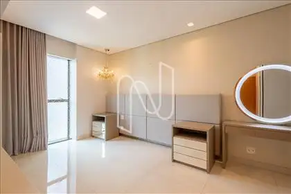 QUARTO 4 - SUÍTE PRINCIPAL 