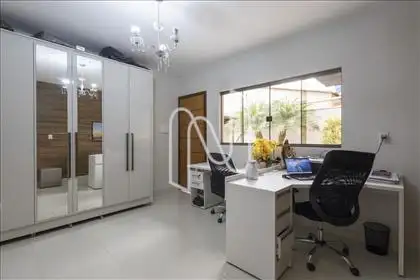   quarto 4 ou escritório