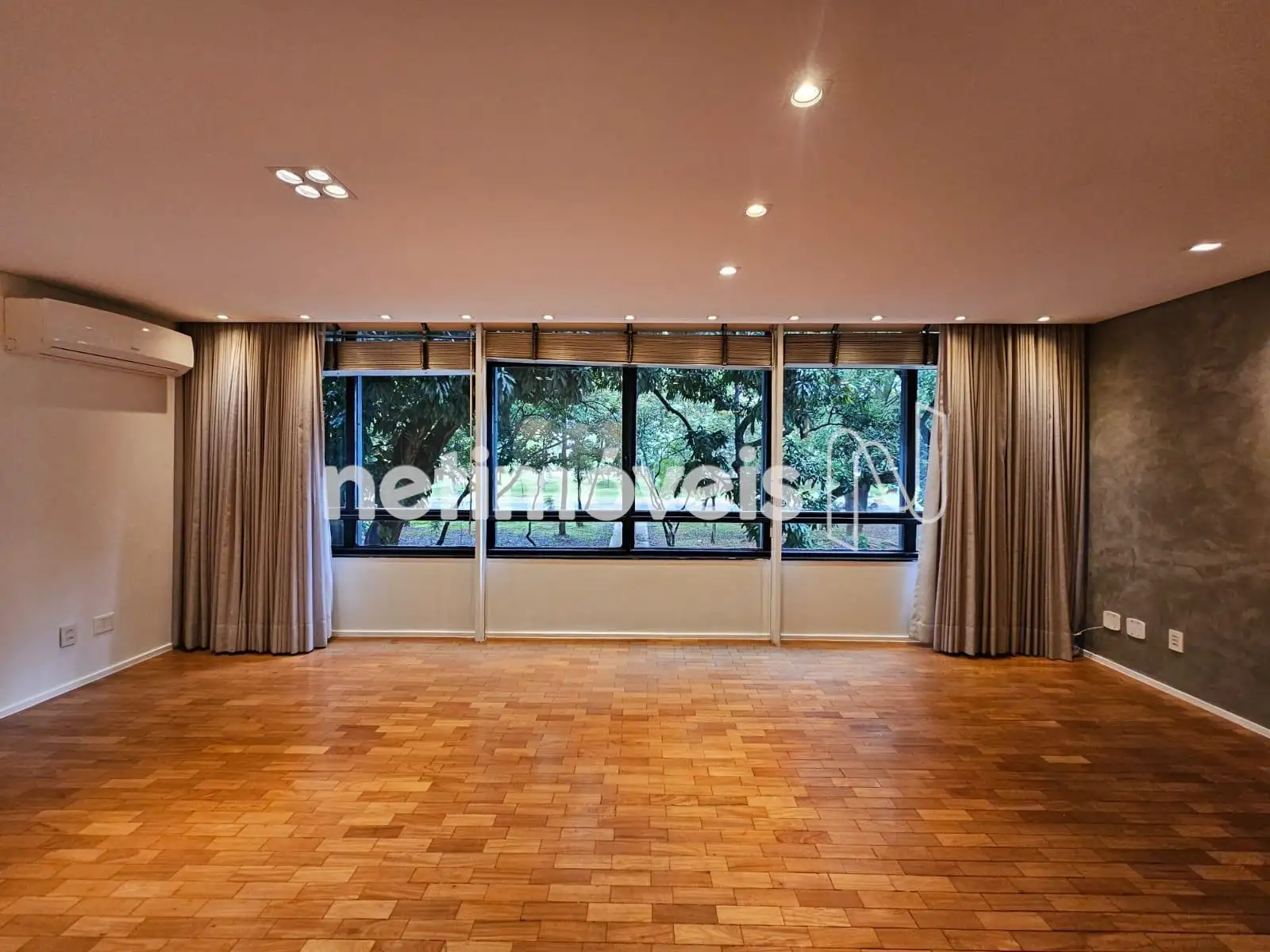  SALA 
