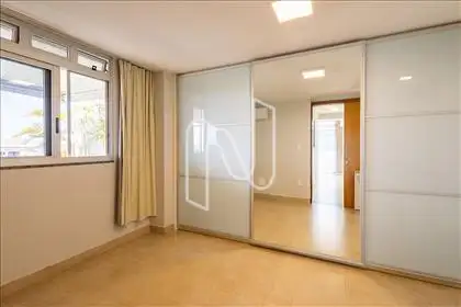 QUARTO 5 